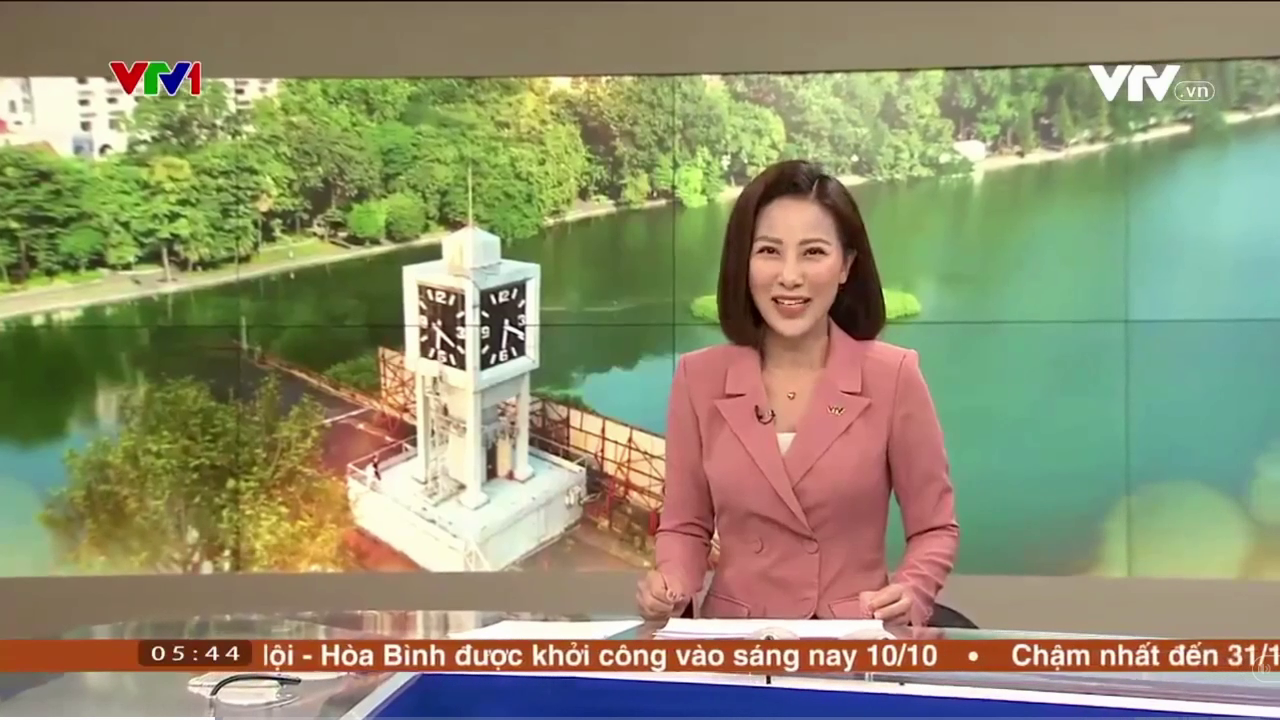 Hình ảnh tuyệt đẹp của tháp đồng hồ 75 Đinh Tiên Hoàng trên VTV1 - Chào buổi sáng ngày 10/10/2023