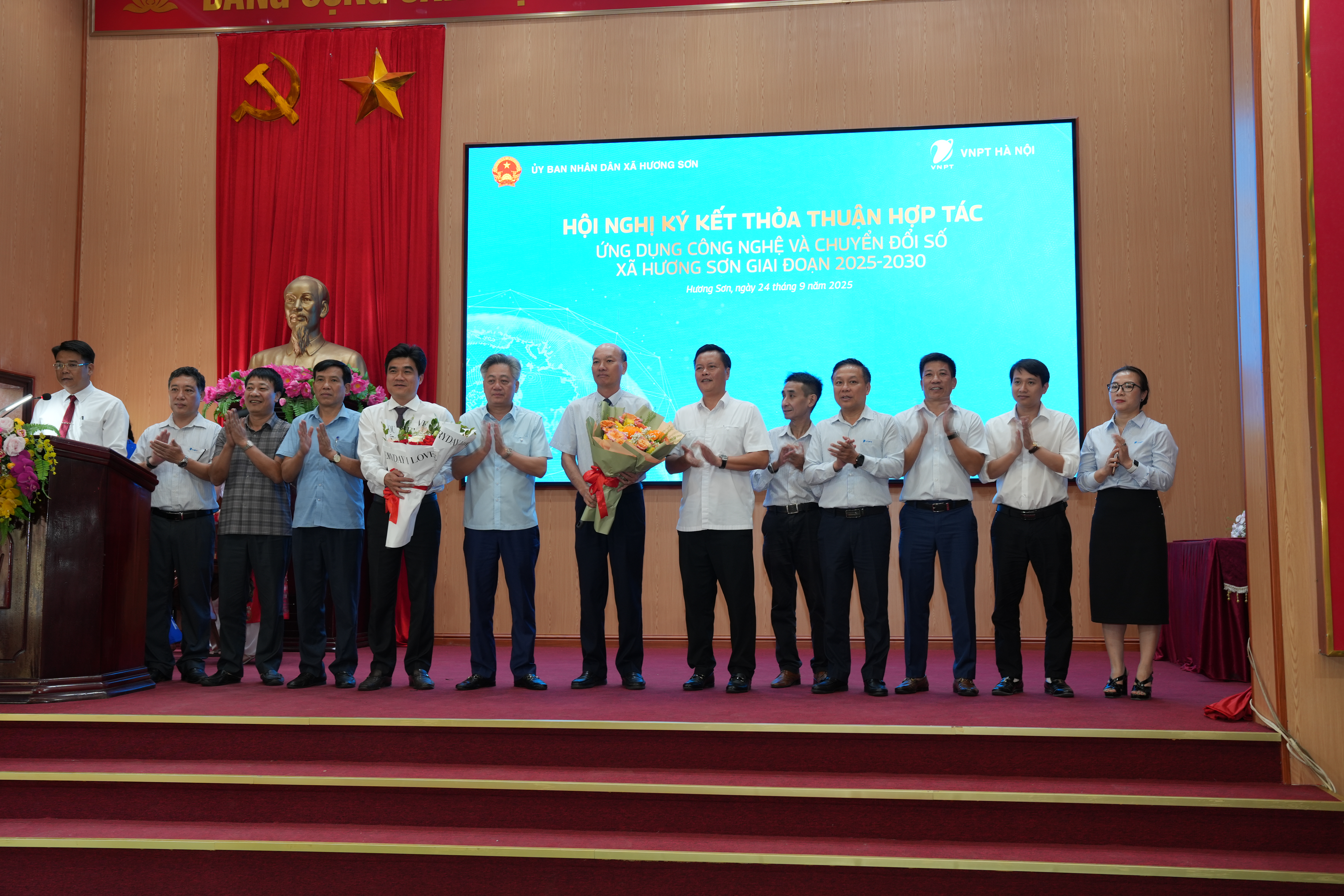 Khi chuyển đổi số đến gần người dân