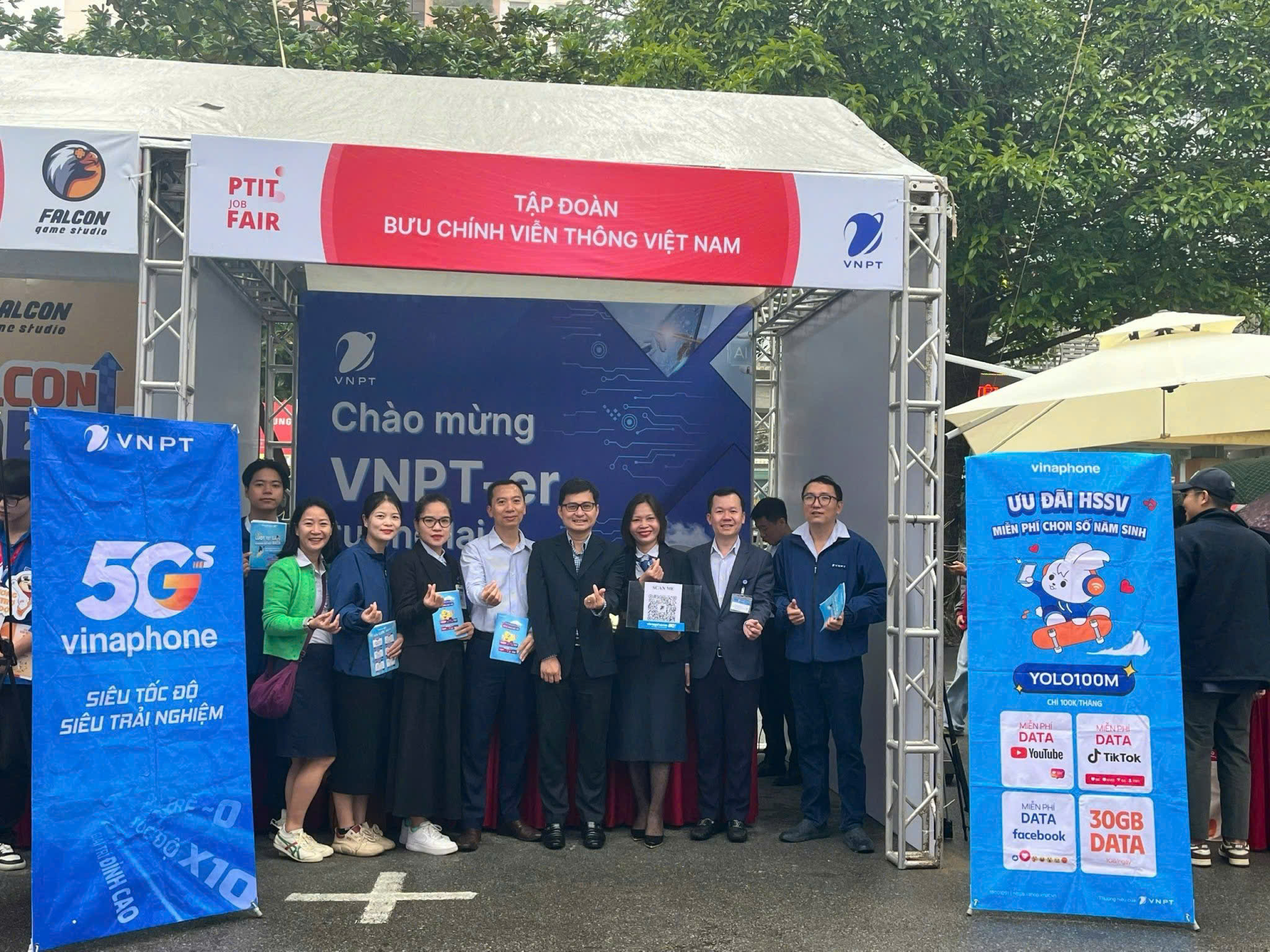 VNPT đồng hành cùng sinh viên tại Job Fair 2025 Học viện Công nghệ Bưu chính Viễn thông