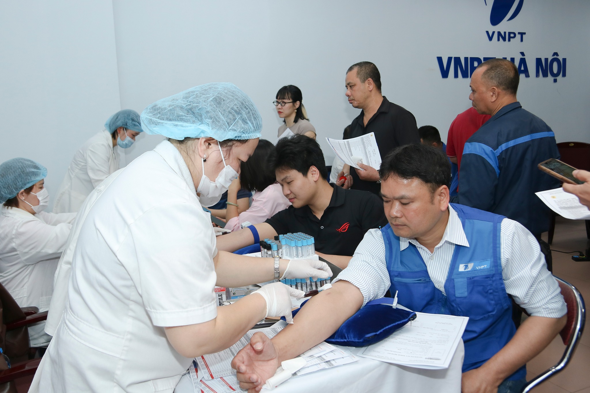 Từ chính sách đến hành động: VNPT Hà Nội khám sức khỏe cho lao động nặng nhọc, độc hại