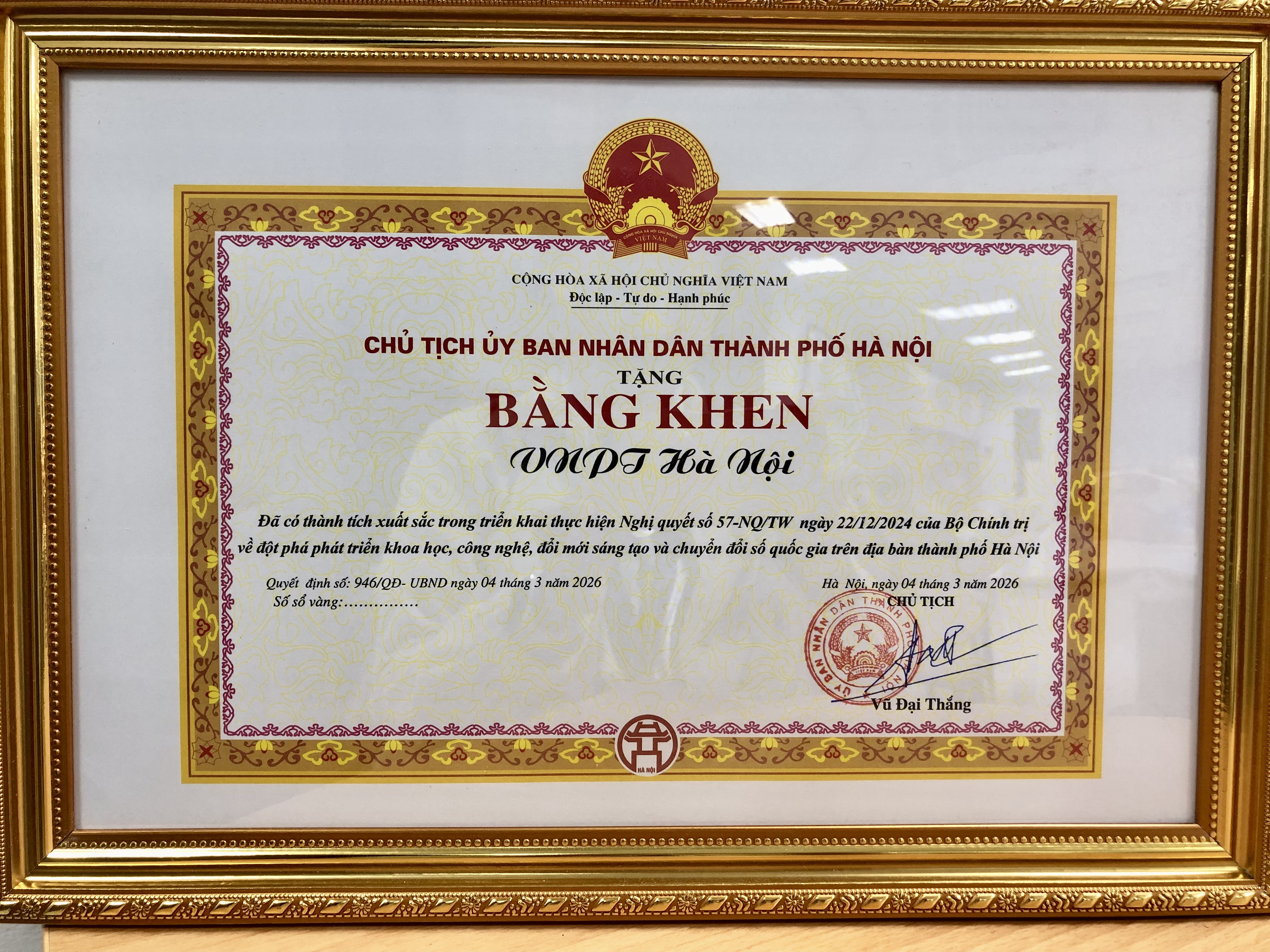 VNPT Hà Nội nhận Bằng khen của Chủ tịch UBND Thành phố Hà Nội: Dấu ấn tiên phong trong chuyển đổi số Thủ đô